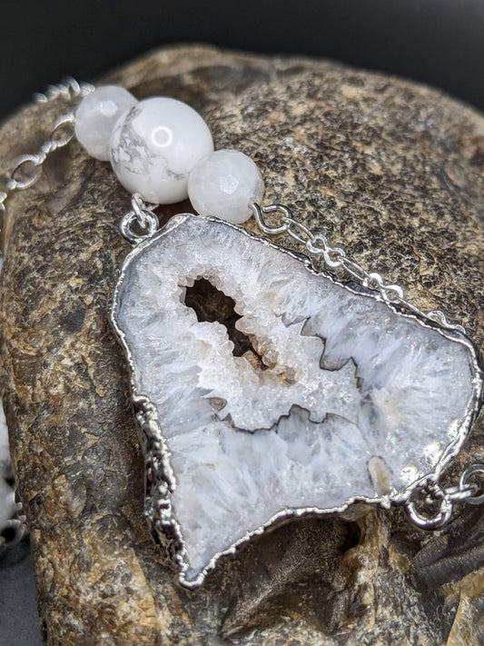 Geode Slice Necklace w  Moonstone & Howlite accents Silvertone X-Long 28"